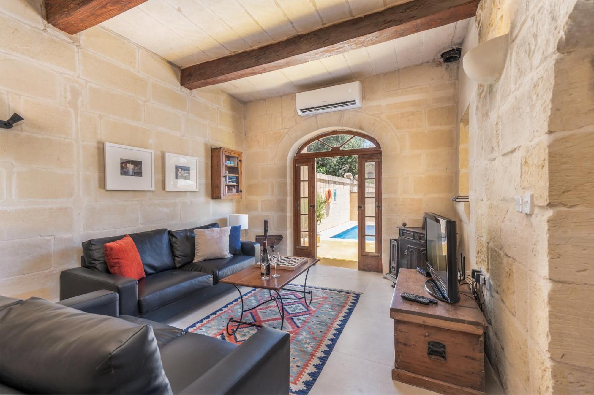 Dar Ta' Betta Farmhouse With Private Pool Għarb Екстериор снимка
