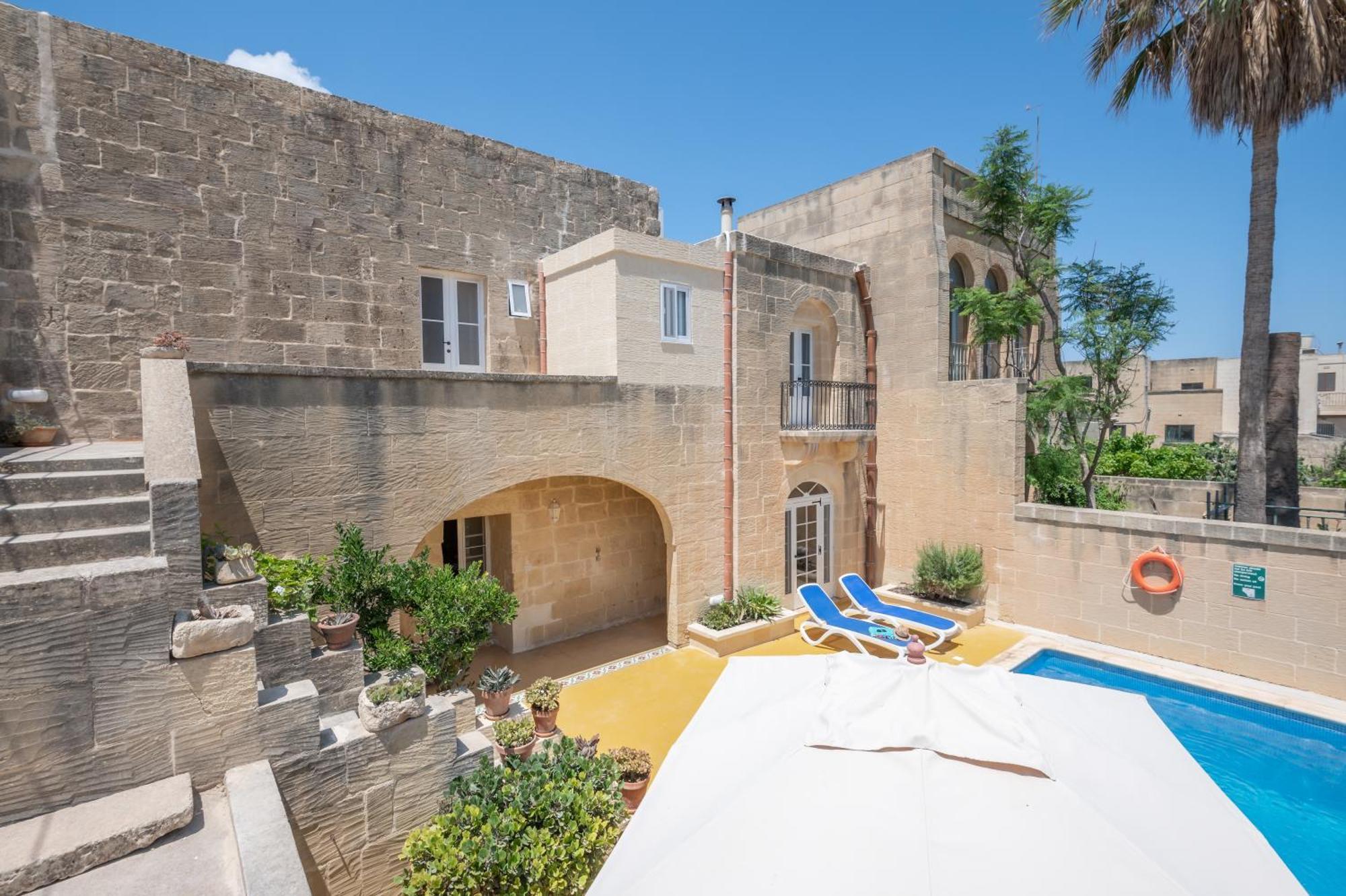Dar Ta' Betta Farmhouse With Private Pool Għarb Екстериор снимка